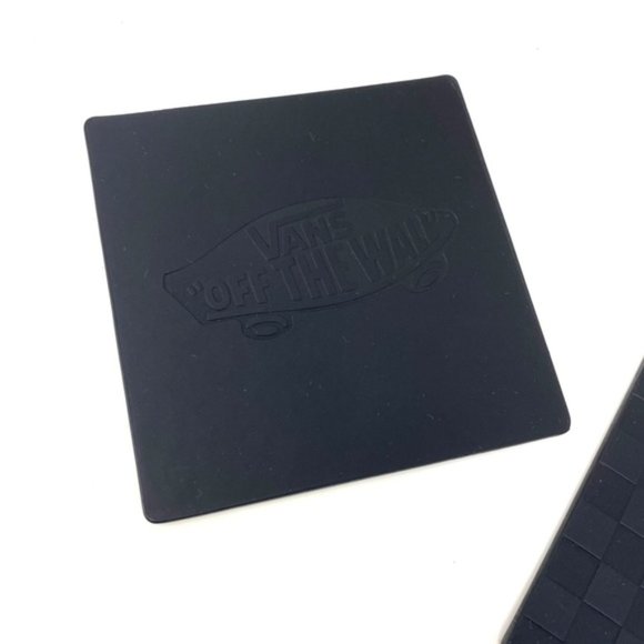 VANS Family Coasters Faux Leather Checkerboard White Black Set Bag VN0009M8NOA - Picture 3 of 7